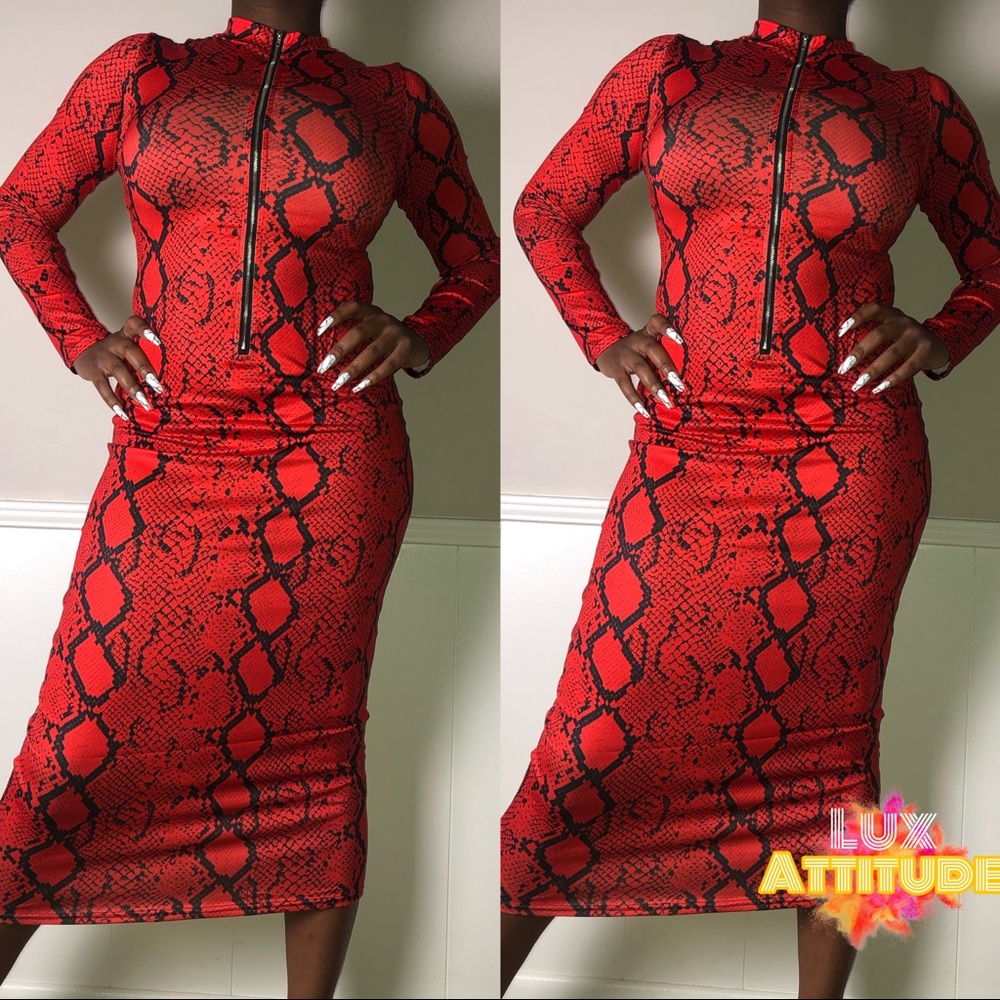 Bodycon snakeprint dress